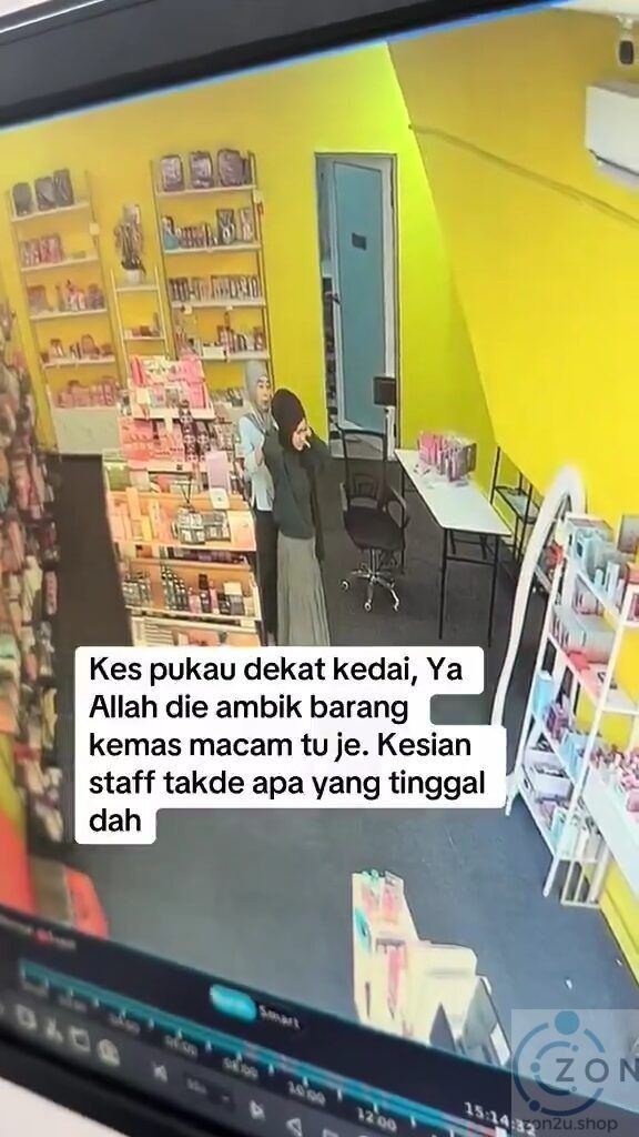 [Video] Kes Pukau Pekerja Kedai Kosmetik di Jaya Gading, Kuantan