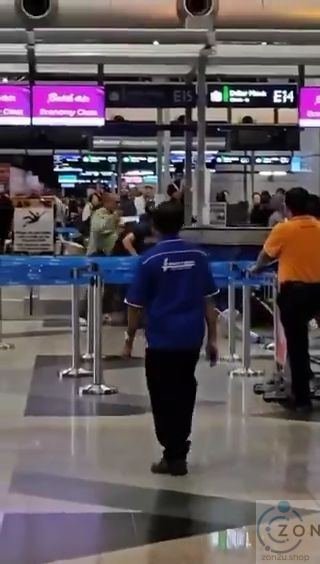 [Video] Kelewatan Daftar Masuk Punca Pergaduhan di KLIA