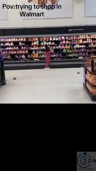 Video Viral Gadis Kecil Tantarum di Walmart