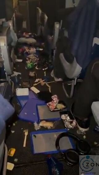 Pesawat United Airlines Mendarat Cemas di Lagos: 6 Cedera Parah