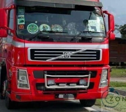 Lori Ditampal Banyak Pelekat di Cermin: Bukan Saja-Saja, Ada Makna Tu