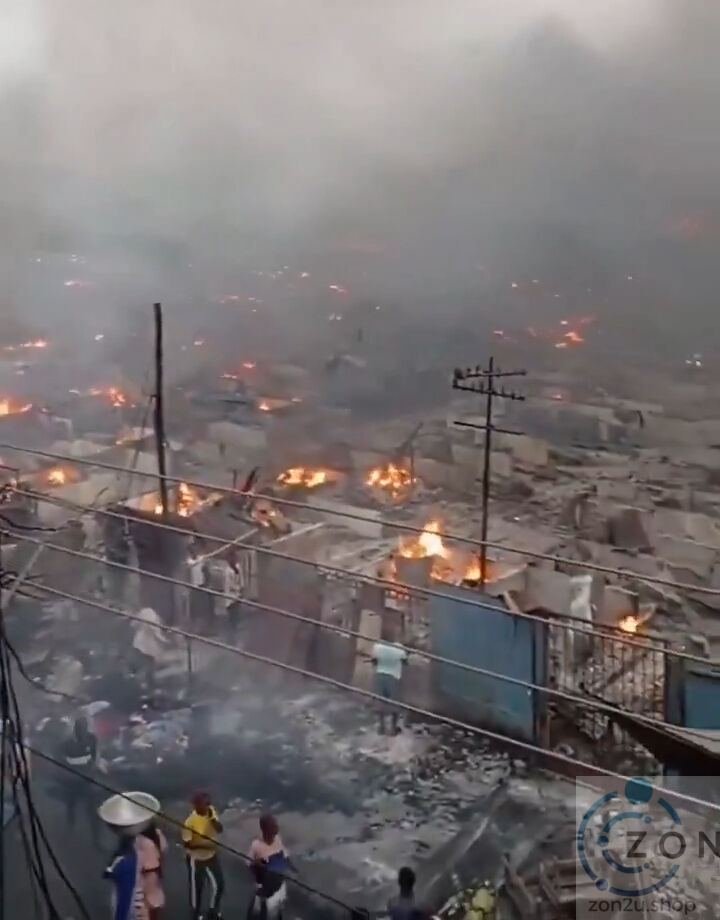 Kebakaran Besar di Pasar Kantamanto, Accra