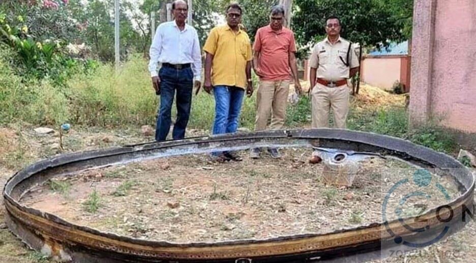 Penyiasatan Selepas Serpihan Roket Seberat 1,100 Pound Terjatuh di Kenya