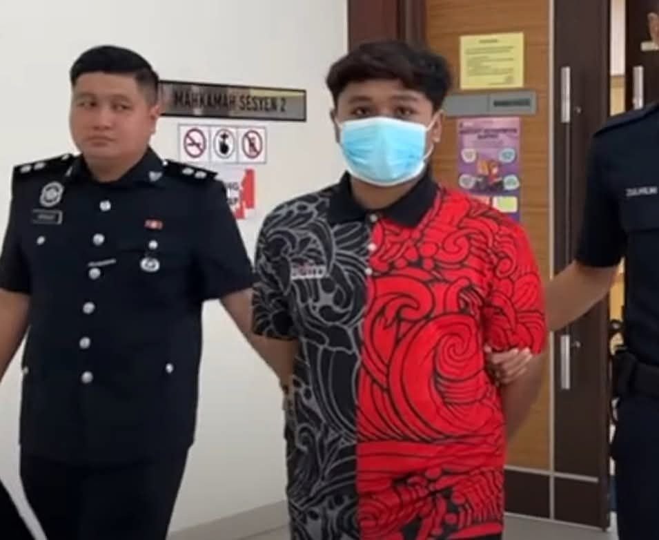 Kes Keldai Akaun Pelajar: Didenda RM20,000 Kerana Terdesak Bayar Yuran