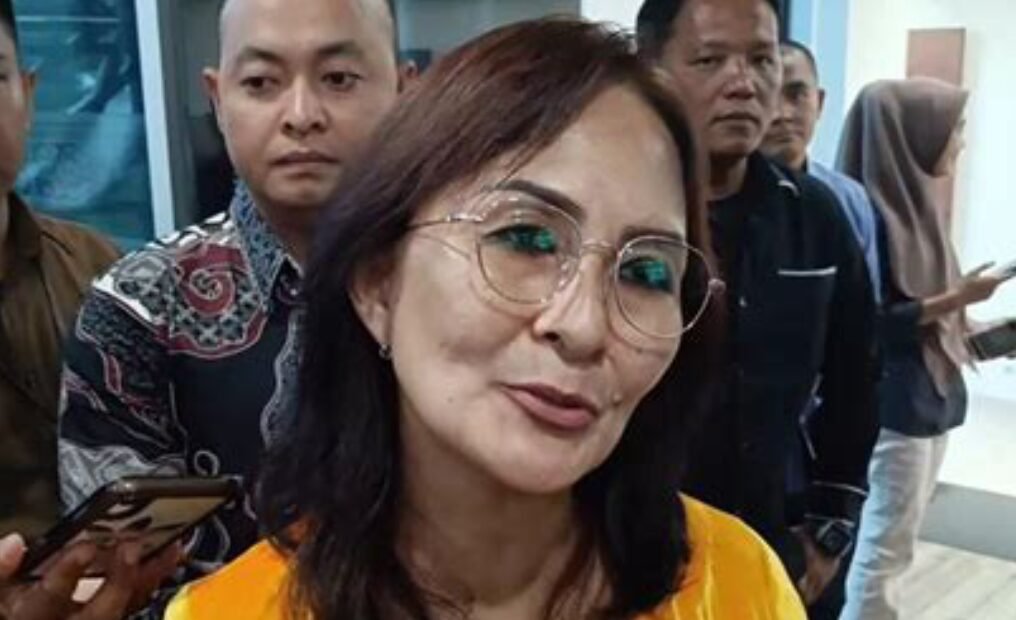 Kontroversi di Udara: Megawati Zebua dan Pramugari Wings Air